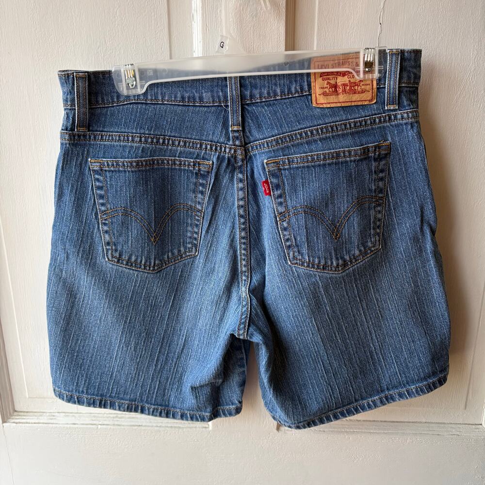 Levi’s Vintage 550 Shorts Womens 32 Relaxed High Rise Denim Cotton Blue - Picture 2 of 5